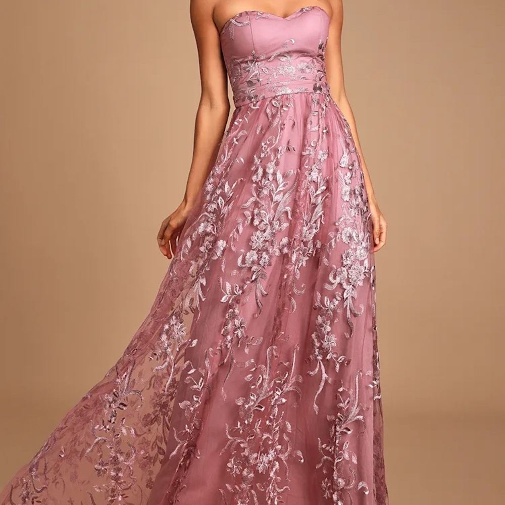 NEW With Tags Lulu's Adria Mauve Purple Embroidered Strapless Maxi Dress Medium